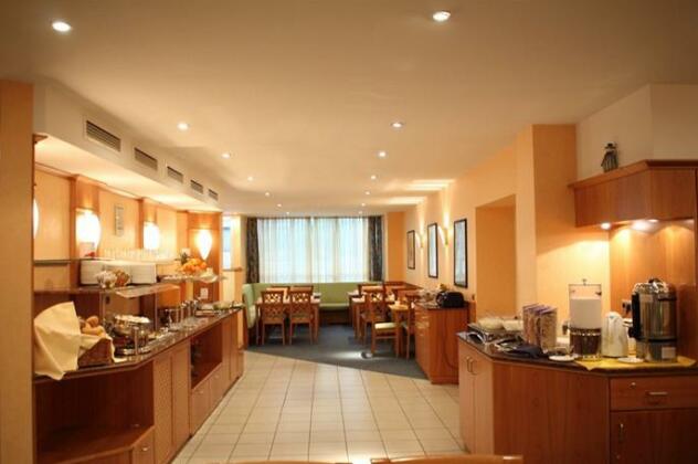 Germania Hotel - Photo5