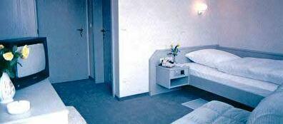 Hotel Pollinger Munich - Photo4