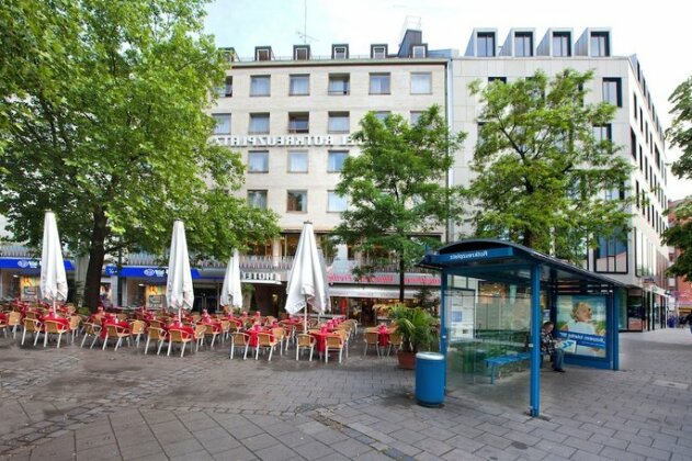 Hotel Rotkreuzplatz