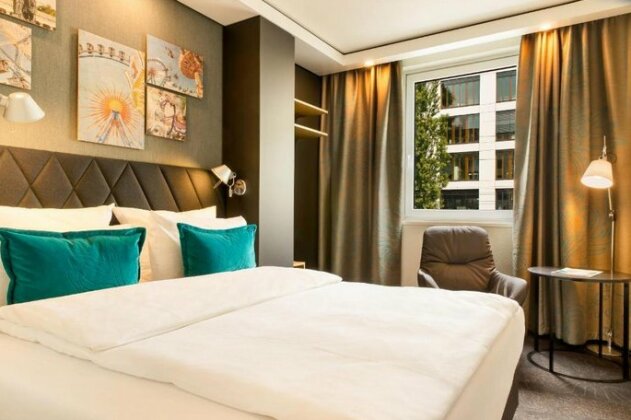 Motel One Munchen-Westend