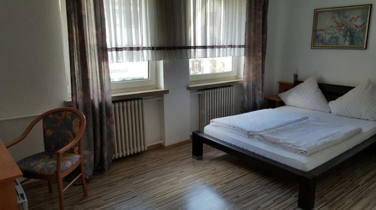 Hotel Central Neu-Isenburg - Photo3