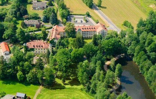 Schlosshotel Ernestgrun - Photo4