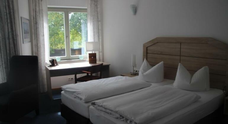 Hotel Lindenstrasse - Photo4