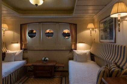 Hotelships Holland - MS Cezanne - Dusseldorf