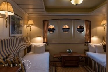 Hotelships Holland - MS Cezanne - Neuss - Photo3