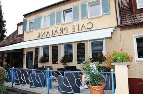 Cafe Pralank - Hotel Restaurant Cafe