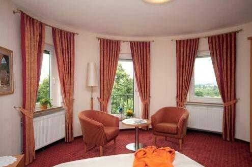 Hotel Berghof Nieheim - Photo2