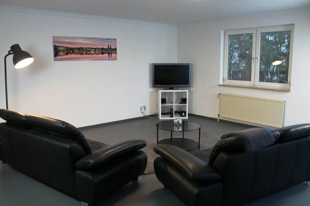 Rooftop Apartment Norderstedt - Photo4