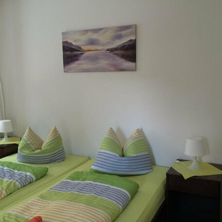 Sefano Low Budget Hotel - Photo5