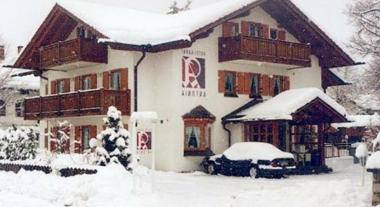Hotel Antonia Oberammergau - Photo2