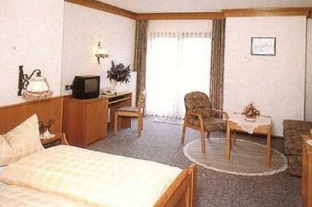 Hotel-Gasthof Rose Oberkirch - Photo3