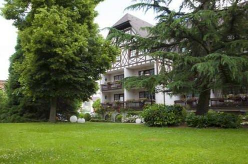 Obere Linde - Photo2