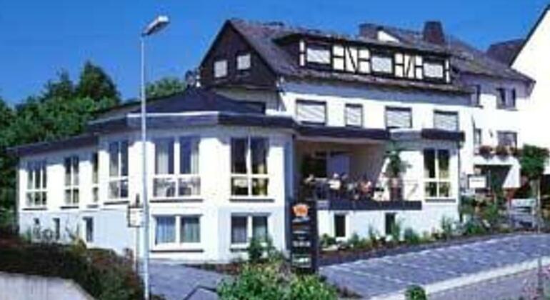 Landhotel Zum Kronprinzen - Photo2