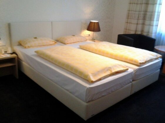 Centralhotel Garni - Photo5