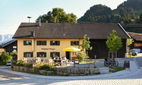 Alps Hostel - Gasthof Engel