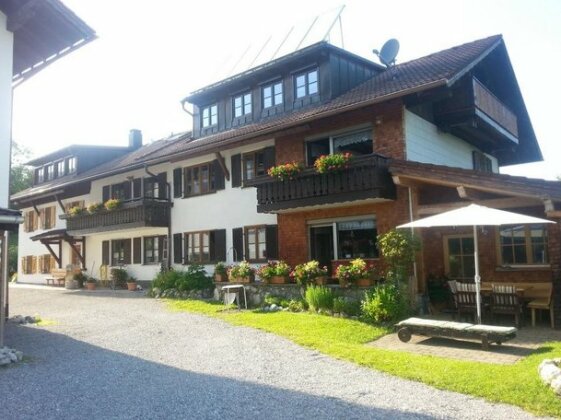 Ferienwohnungen Bach Gotthard