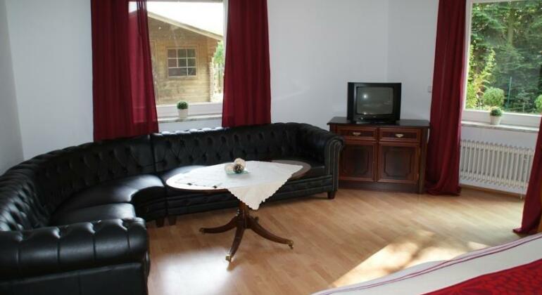 Hotel zur Linde Ratekau - Photo3