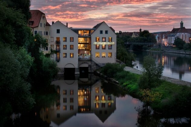 SORAT Insel-Hotel Regensburg - Photo2