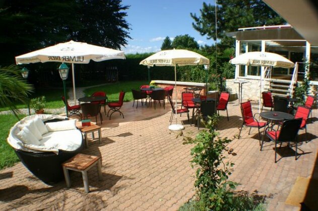 Hotel La Provence Garni - Photo3