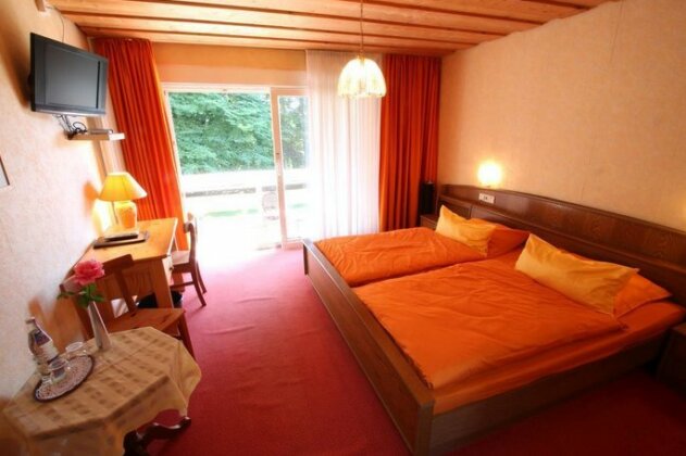 Hotel La Provence Garni - Photo4
