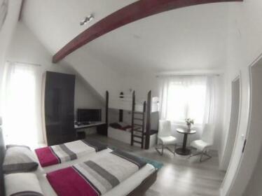 Guest Room In Rheinhausen 8323 By Redawning