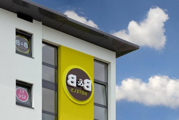 B&B Hotel Baden Airpark - Photo2
