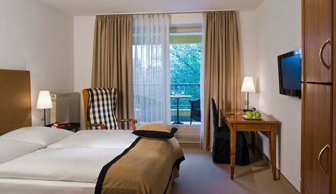 Tryp by Wyndham Rosenheim - Photo4