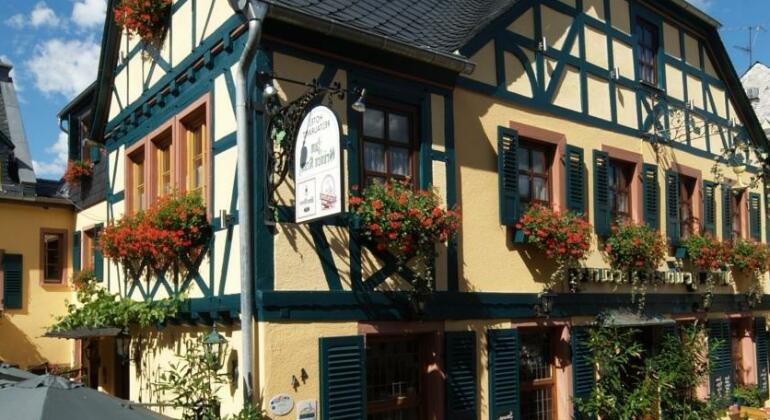 Historisches Weinhotel Zum Grunen Kranz