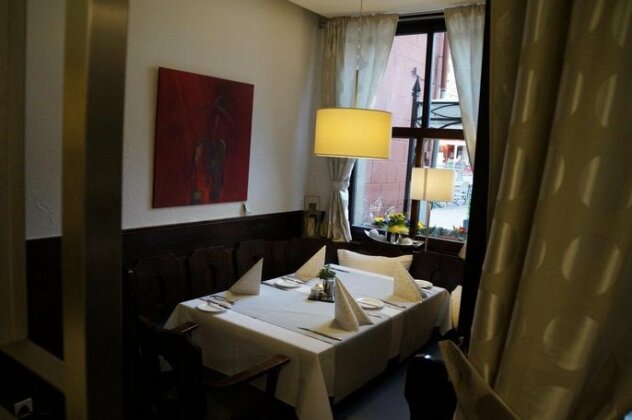 Hotel Restaurant Zunftstube - Photo4