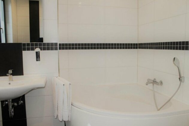 Aparthotel ZOE Elversberg - Photo3
