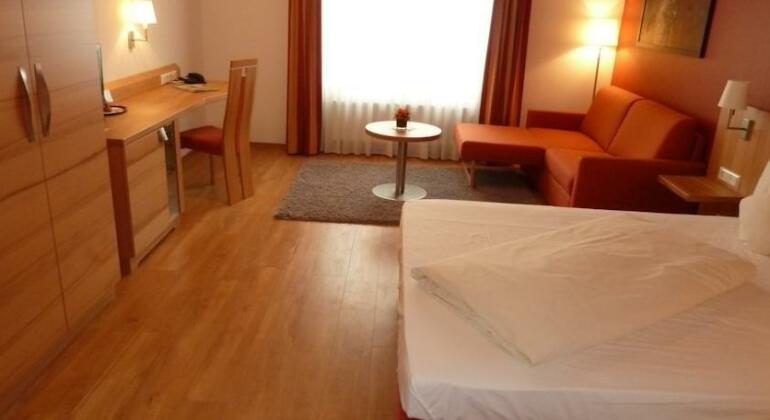 BusinessHotel Schramberg - Photo3