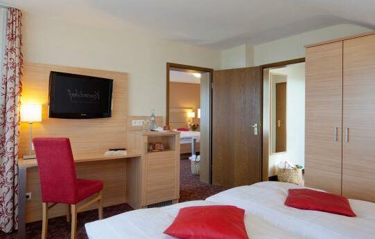 Hotel Konradshof Seewald - Photo4