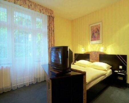 Hotel Grafrather Hof - Photo2