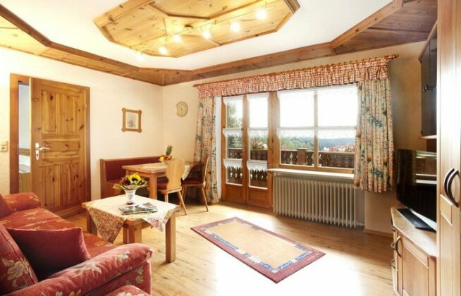 Gastehaus Apfelbacher - Photo3