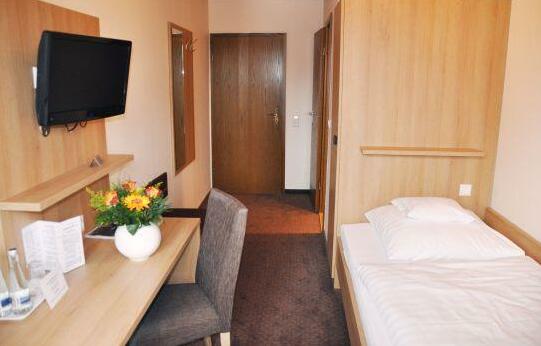 Hotel Fortuna Stockach - Photo4