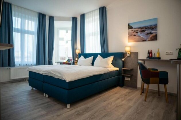 Hotel Hanseat Stralsund - Photo2