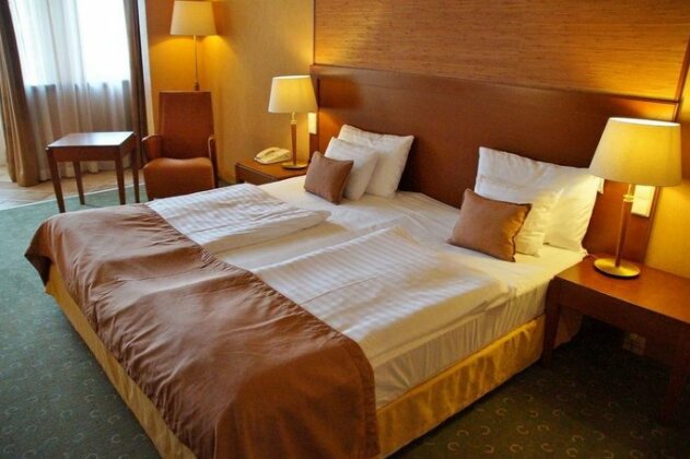 Hotel und Restaurant Post Prienbach - Photo3