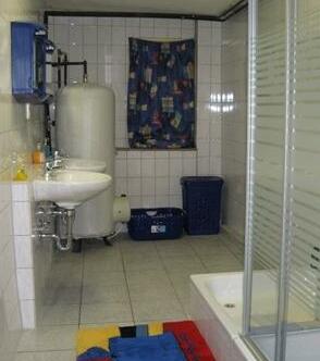 Hostel Rooms Stuttgart - Photo2