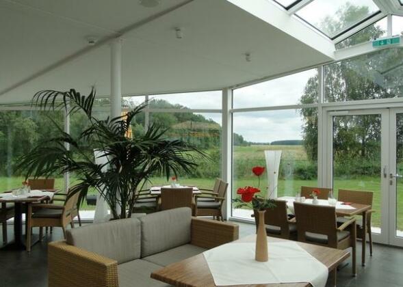 Friesenhof Reit- und Freizeithotel - Photo2