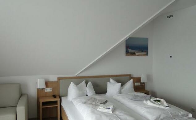 Friesenhof Reit- und Freizeithotel - Photo5