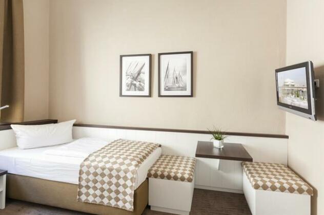 Hotel Strandschlosschen - Photo4