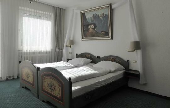 Hotel Ulmer Spatz - Photo2