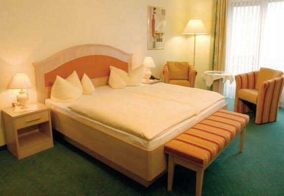 Romantik Hotel Freund & Spa Resort - Photo4