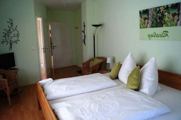 Gastezimmer / Weingut Peter - Photo3