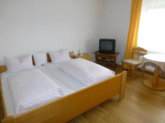 Landgasthof Altes Haus - Photo4