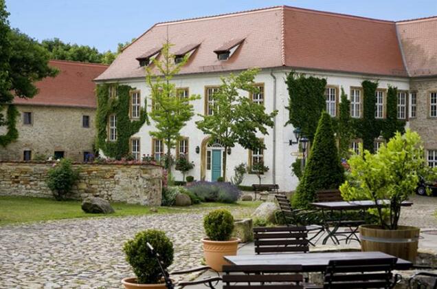 Hotel Burg Wanzleben