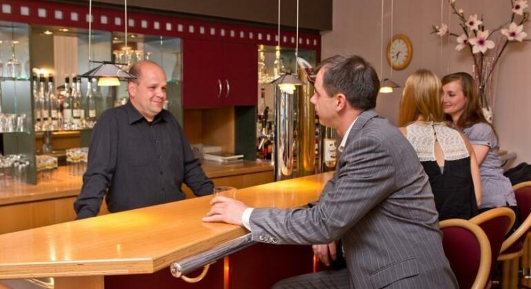 Hotel Kristall Weisswasser - Photo4