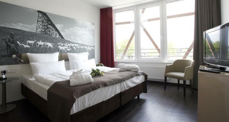 Hotel Oversum Winterberg Ski- und Vital Resort - Photo3