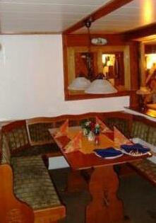 Hotel Restaurant Zum Dorfkrug - Photo3