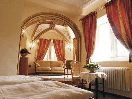 Hotel Schloss Zell - Photo3